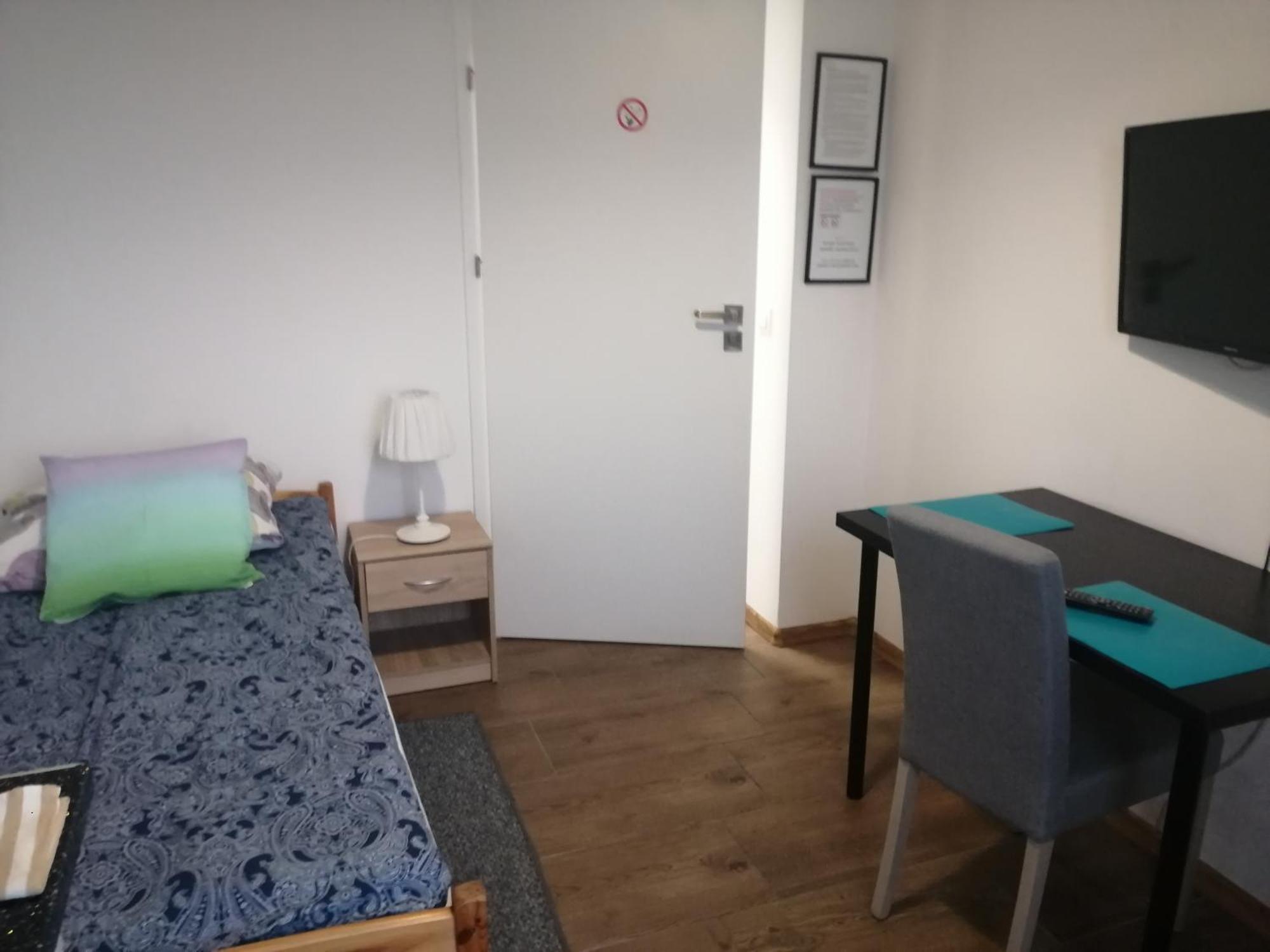 Pokoje - Studio Gliwice I Przy Onkologii Room photo
